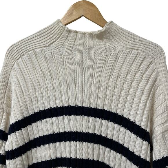 Abercrombie & Fitch Womens Stripe Chunky Knit Sweater Size L Nautical Preppy - Picture 3 of 8
